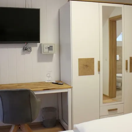 Glas Schwarzwald * Fluorn-Winzeln